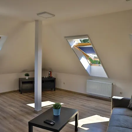 Joy Apartman Apartment Balatonalmadi