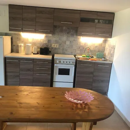 Joy Apartman Апартаменты